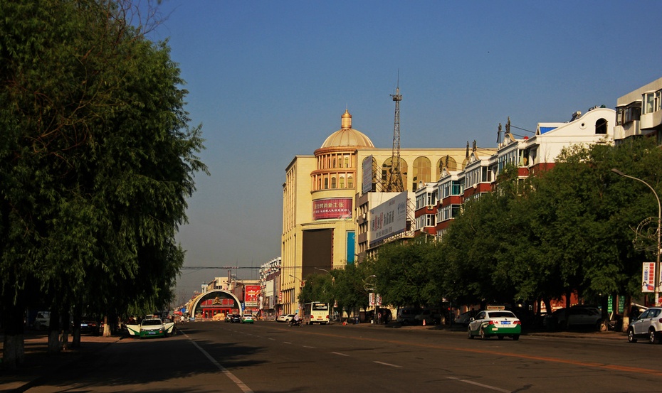 白城之声，向尊敬的听众朋友们问好